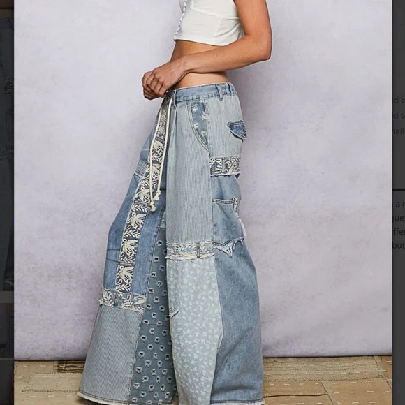 POL Light Wash Floral Print Stretchy Waist Wide leg Denim Jeans - Picture 4 of 7